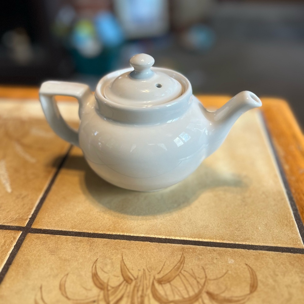 Vintage Hall Teapot